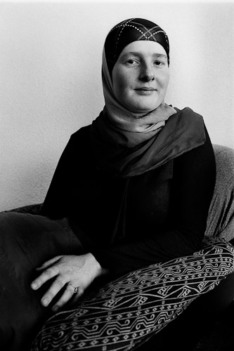 2001 Nederlandse Moslima's, Liesbeth / Zainab